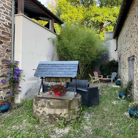 Les Gites Du Gauliat Espartignac Exterior photo